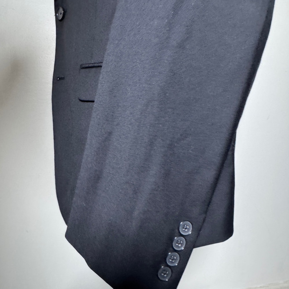 Calvin Klein Suit Mens 42R 32x31 Black Solid Wool Blend Notch Lapel 2-Button - Picture 2 of 6